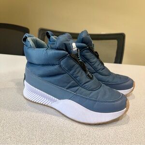 SOREL OUT N ABOUT III PUFFY ZIP WATERPROOF SNOW BOOTS BLUE WOMEN’S SIZE 7.5